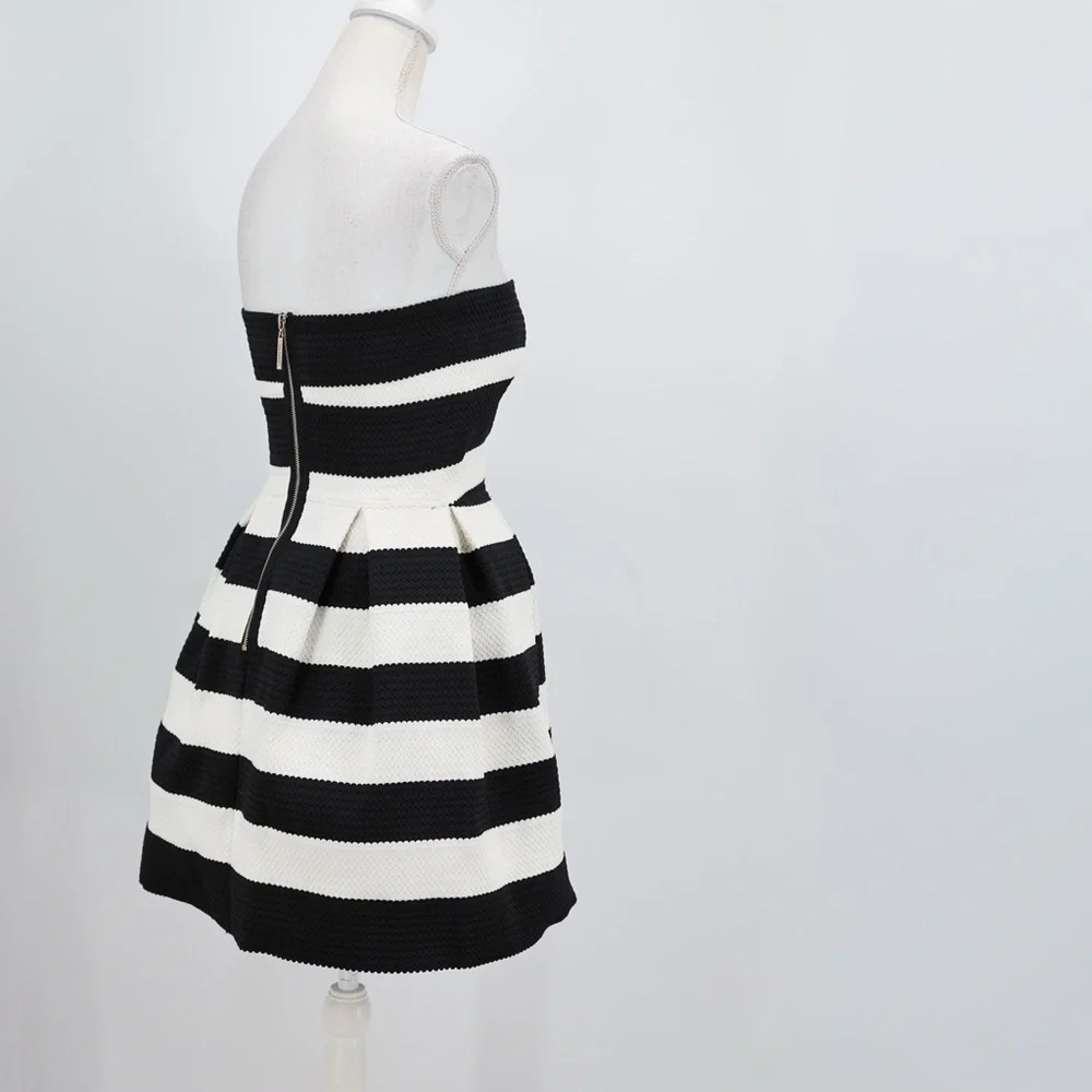 BCBGMaxAzria Alythea‎ Strapless Stripe Fit Flare Mini Dress Black Cream M